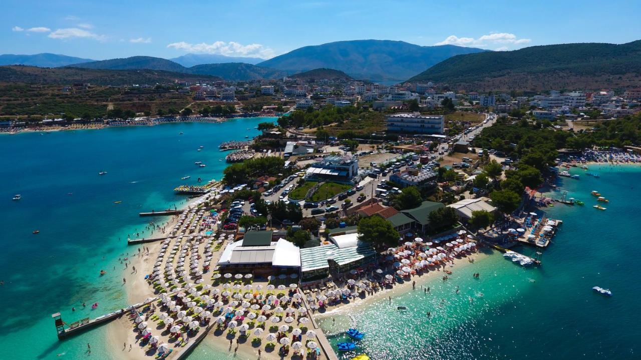 Vila Enxhi Ksamil Luaran gambar